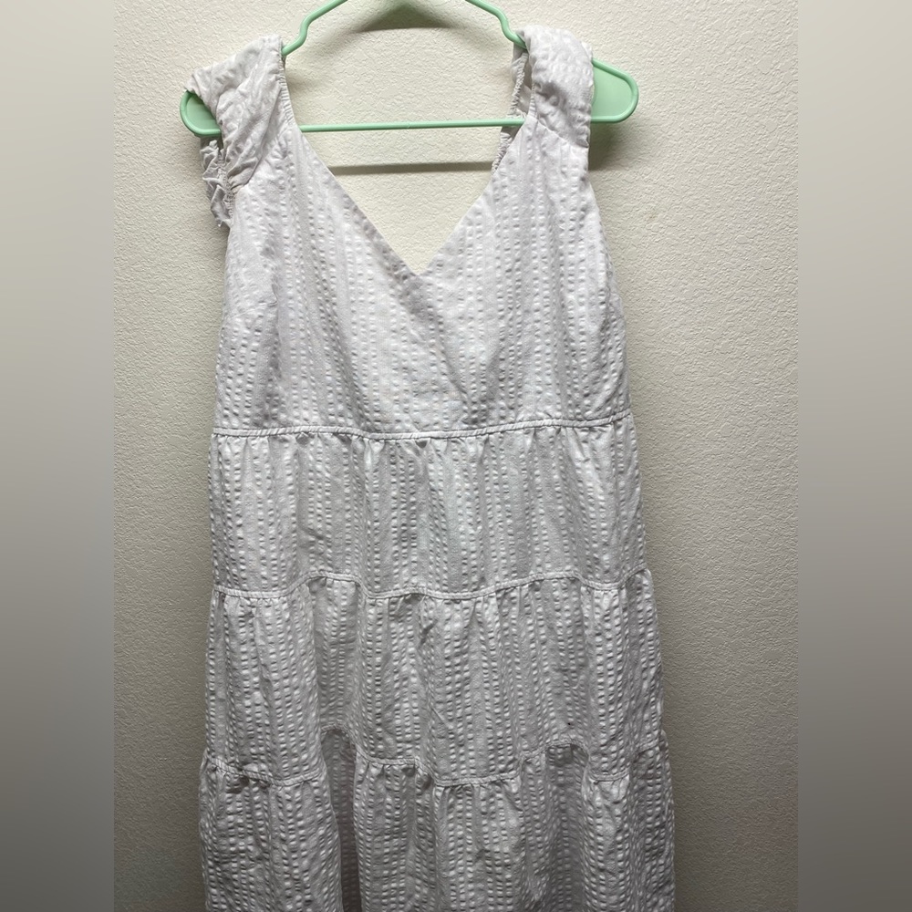 Midi white Old Navy seersucker dress. Size 2X.